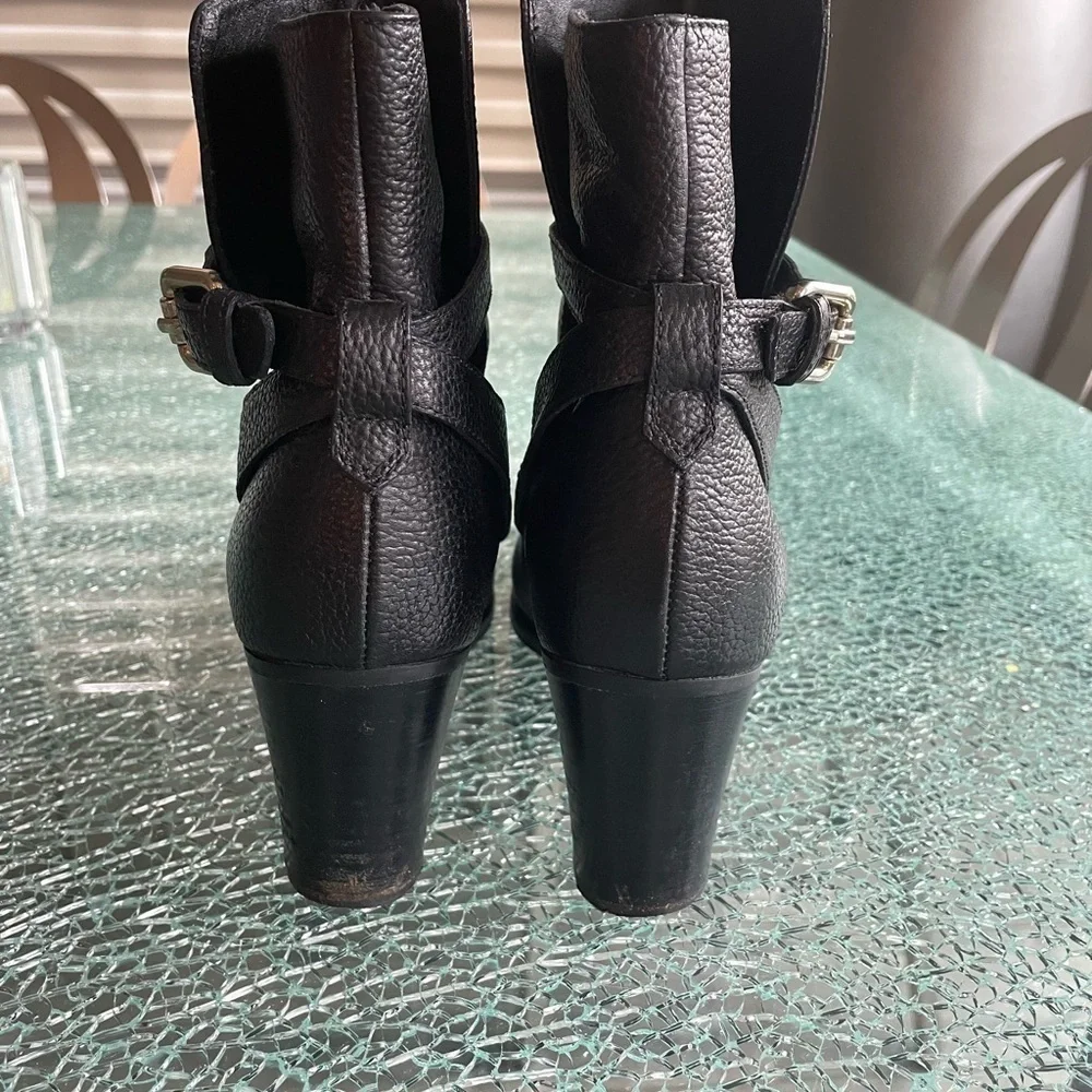 L.K. Bennett booties size 39‎